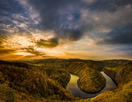 _BVB3974-HDR-Pano-FLATT-2-vice-zlute-MEGAPIXEL.jpg